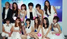 团宠吃瓜娱乐圈,娱乐圈的甜蜜风暴